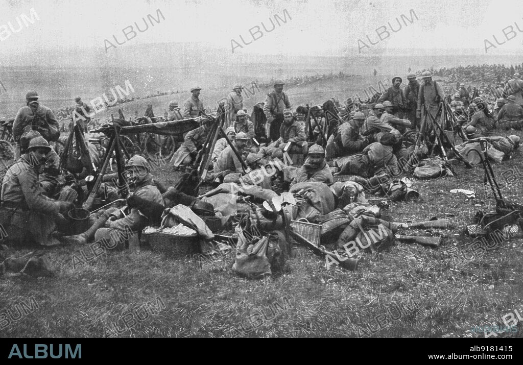 'Derriere le Front de Verdun.--Troupes allant au repos et bivouaquant dans la plaine', 1916. From "Collection de la Guerre IV. L'Illustration Tome CXLVII. La Guerre Janvier, Fevrier, Mars, Avril, Mai, Juin 1916".