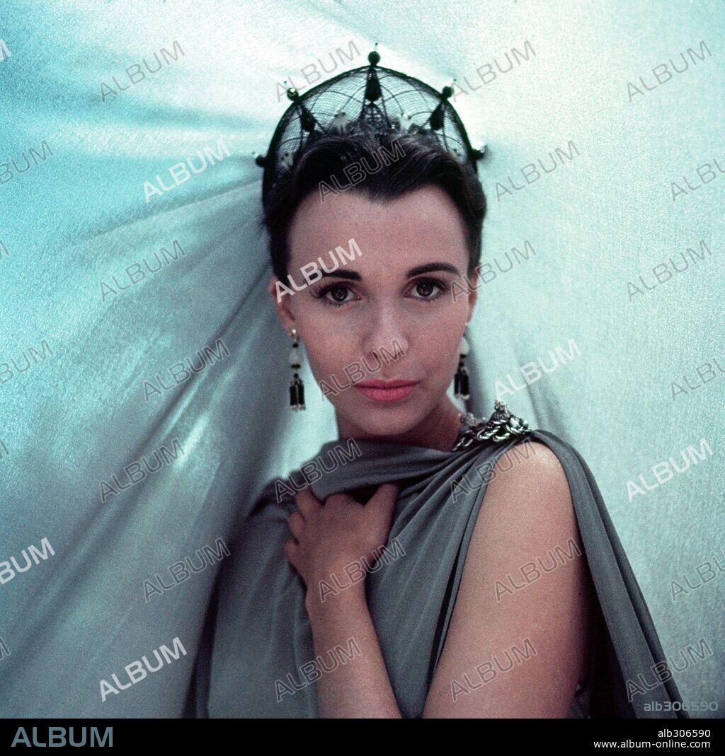 CLAIRE BLOOM en ALEJANDRO MAGNO, 1956 (ALEXANDER THE GREAT), dirigida por ROBERT ROSSEN. Copyright UNITED ARTISTS.