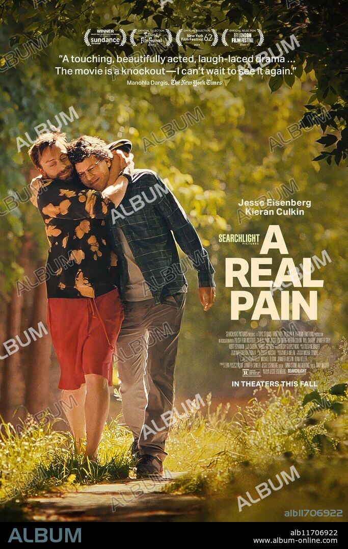 Affiche de A REAL PAIN, 2024, réalisé par JESSE EISENBERG. Copyright FIRST LOOK.