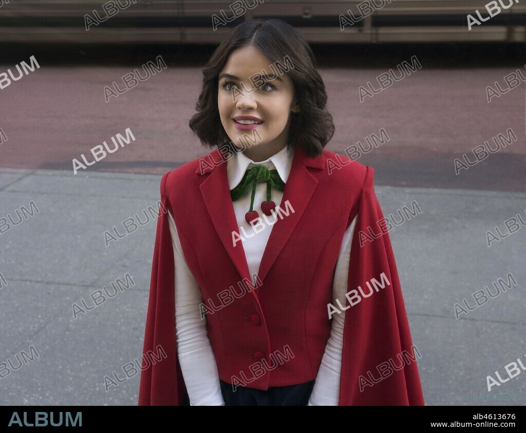 LUCY HALE dans KATY KEENE, 2020, réalisé par MICHAEL GRASSI et ROBERTO AGUIRRE-SACASA. Copyright BERLANTI PROD/ARCHIE COMICS PUBLICATIONS/CBS/WARNER BROS TV.