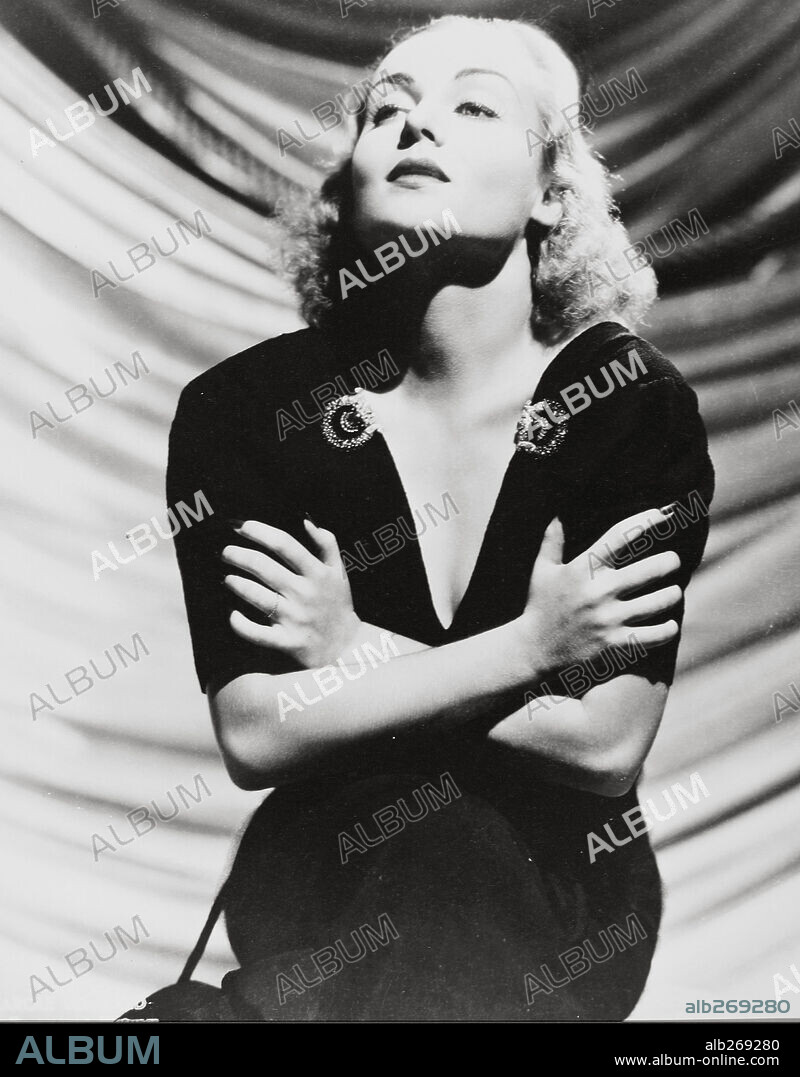 CAROLE LOMBARD.