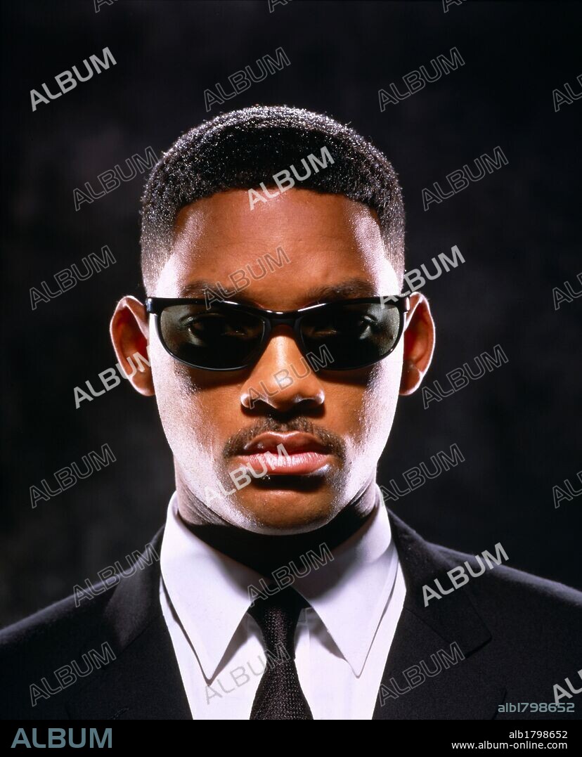 WILL SMITH in MEN IN BLACK, 1997, unter der Regie von BARRY SONNENFELD. Copyright COLUMBIA TRISTAR.