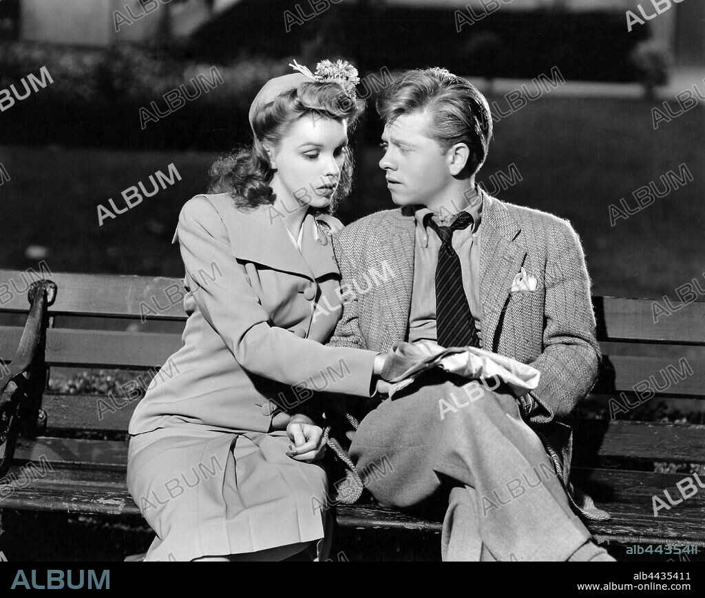 JUDY GARLAND and MICKEY ROONEY in LIFE BEGINS FOR ANDY HARDY, 1941, directed by GEORGE B. SEITZ. Copyright METRO-GOLDWYN-MAYER.