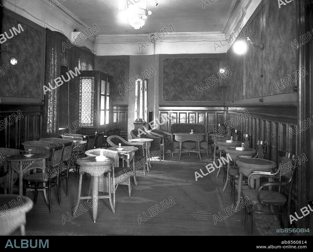 Göteborg omkring 1922. Restauranginteriör okänt ställe *** Local Caption *** GT Låda Glasplåtar 18x24 cm. KAMERAREPORTAGE.