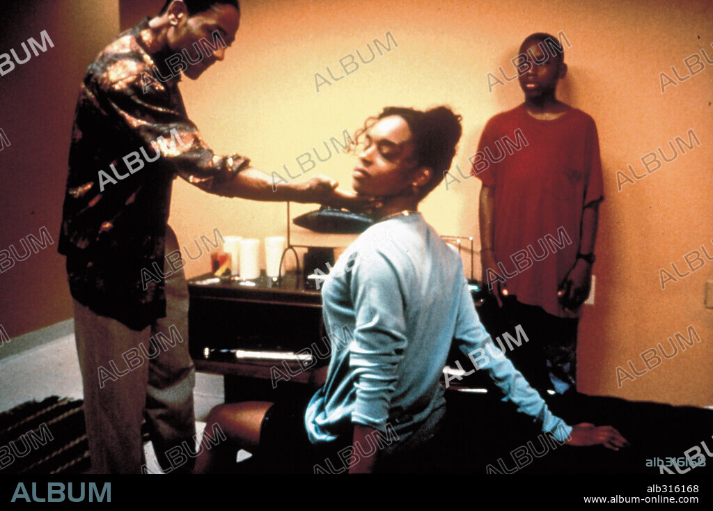 FRESH, 1994, dirigida por BOAZ YAKIN.