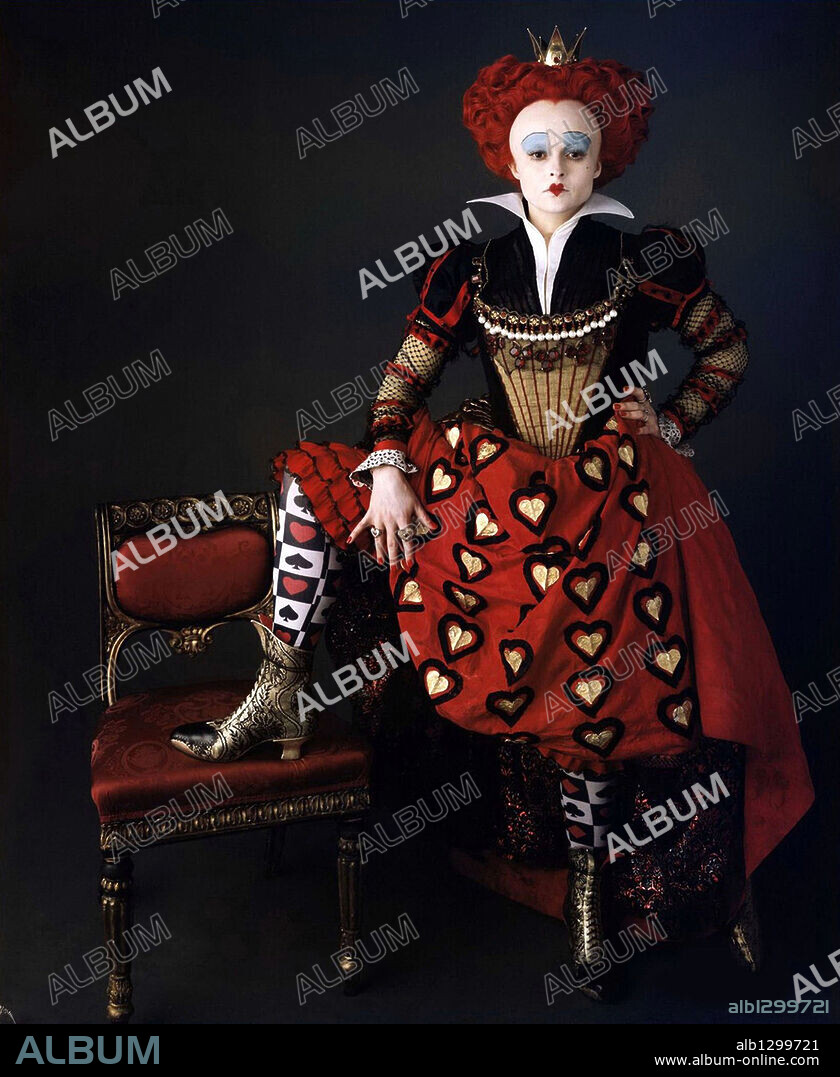 HELENA BONHAM CARTER in ALICE IN WONDERLAND, 2010, directed by TIM BURTON. Copyright WALT DISNEY PICTURES.