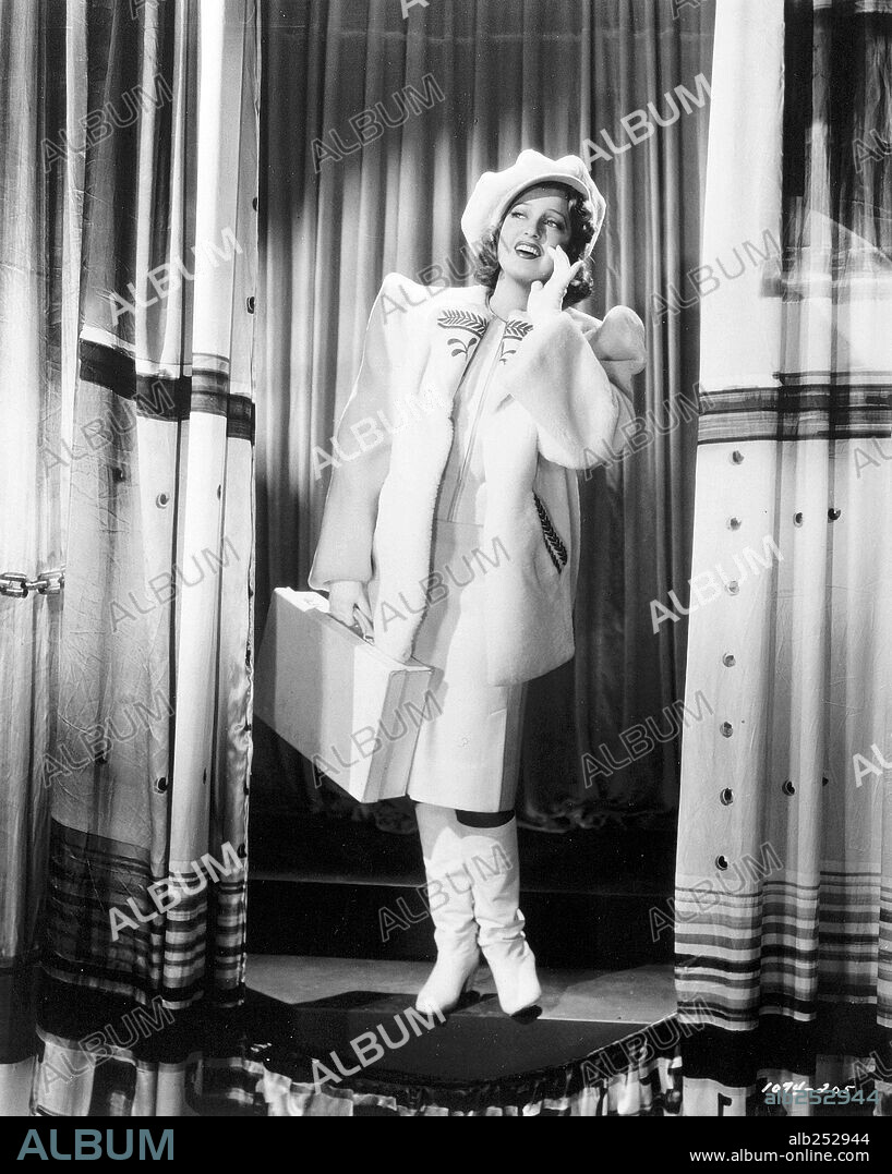 JEANETTE MACDONALD in BROADWAY SERENADE, 1939, directed by ROBERT Z. LEONARD. Copyright M.G.M.