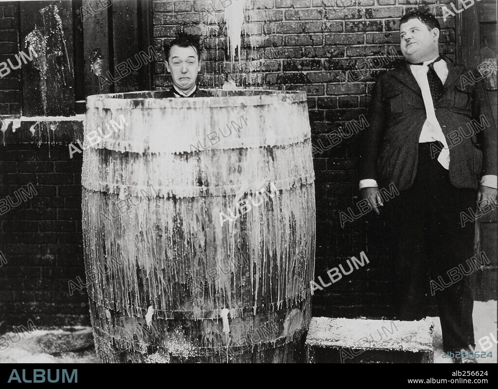 OLIVER HARDY and STAN LAUREL in BELOW ZERO, 1930, directed by JAMES PARROTT. Copyright HAL ROACH/MGM.