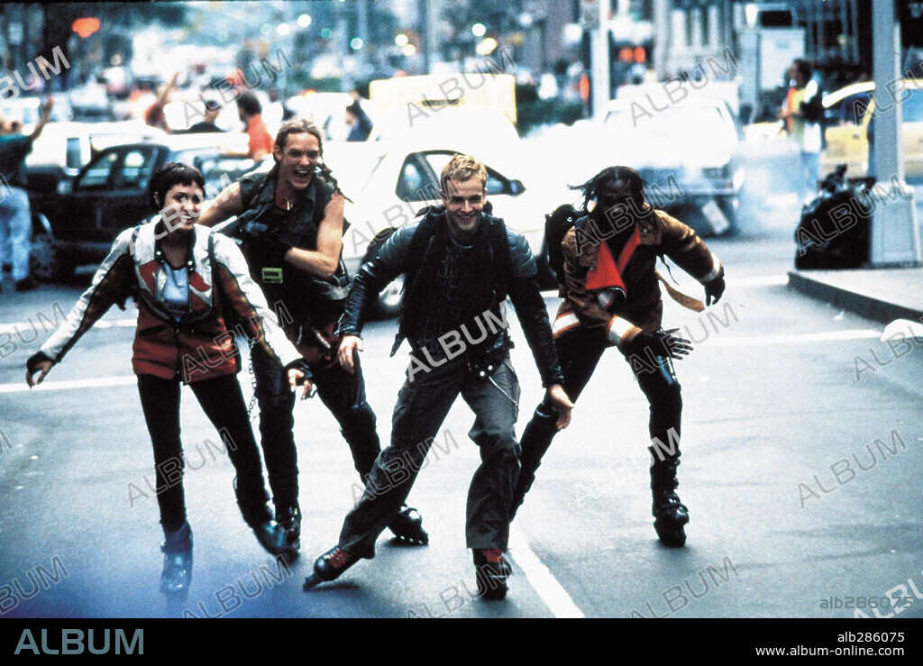 ANGELINA JOLIE, JONNY LEE MILLER und MATTHEW LILLARD in HACKERS - IM NETZ DES FBI, 1995 (HACKERS), unter der Regie von IAIN SOFTLEY. Copyright UNITED ARTISTS.