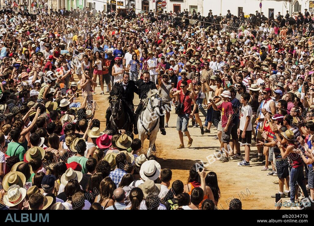 Pruebas de los juegos del Pla, Fiestas de Sant Joan. Ciutadella.Menorca,Islas Baleares,españa.