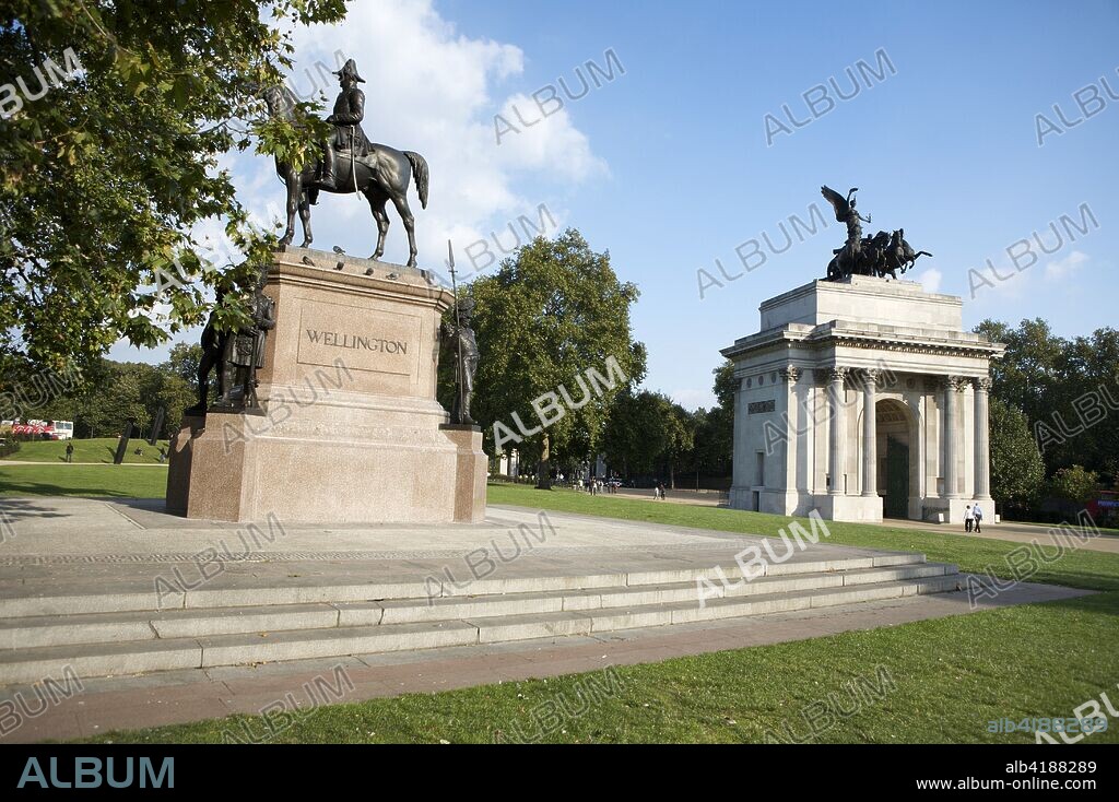 Statue of the Duke of Wellington and the Wellington Arch, London, c1980-c2017. The bronze equestrian statue, positioned between Apsley House and the Weiington Arch was designed in 1888 by Joseph Edgar Boehm. The triumphal arch was designed by Decimus Burton and was completed in 1830.