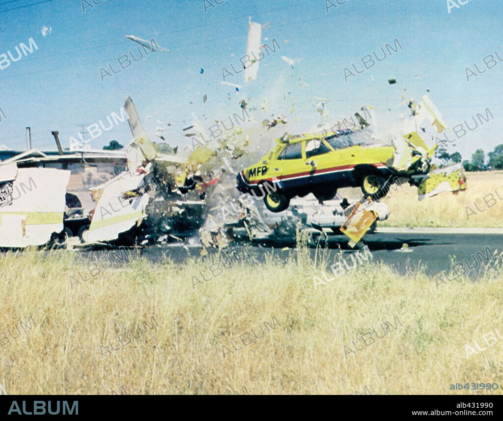 MAD MAX: SALVAJES DE AUTOPISTA, 1979 (MAD MAX), dirigida por GEORGE MILLER. Copyright AIP/FILMWAYS.