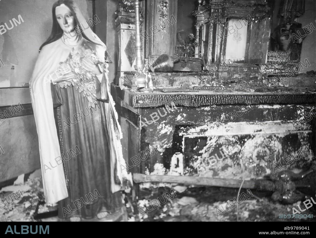 Albacete. Iglesia de san Juan Incendiada por los Revoltosos (17/03/1936). Foto: Belda.