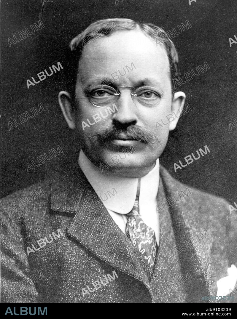 The architect of Frick's house Fifth Avenue Thomas Hastings.