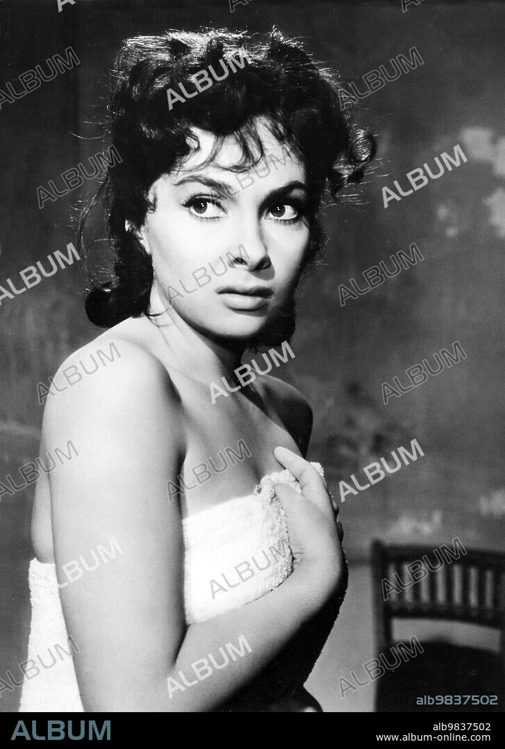 GINA LOLLOBRIGIDA en EL GRAN JUEGO, 1954 (LE GRAND JEU), dirigida por ROBERT SIODMAK. Copyright RIZZOLI FILM.