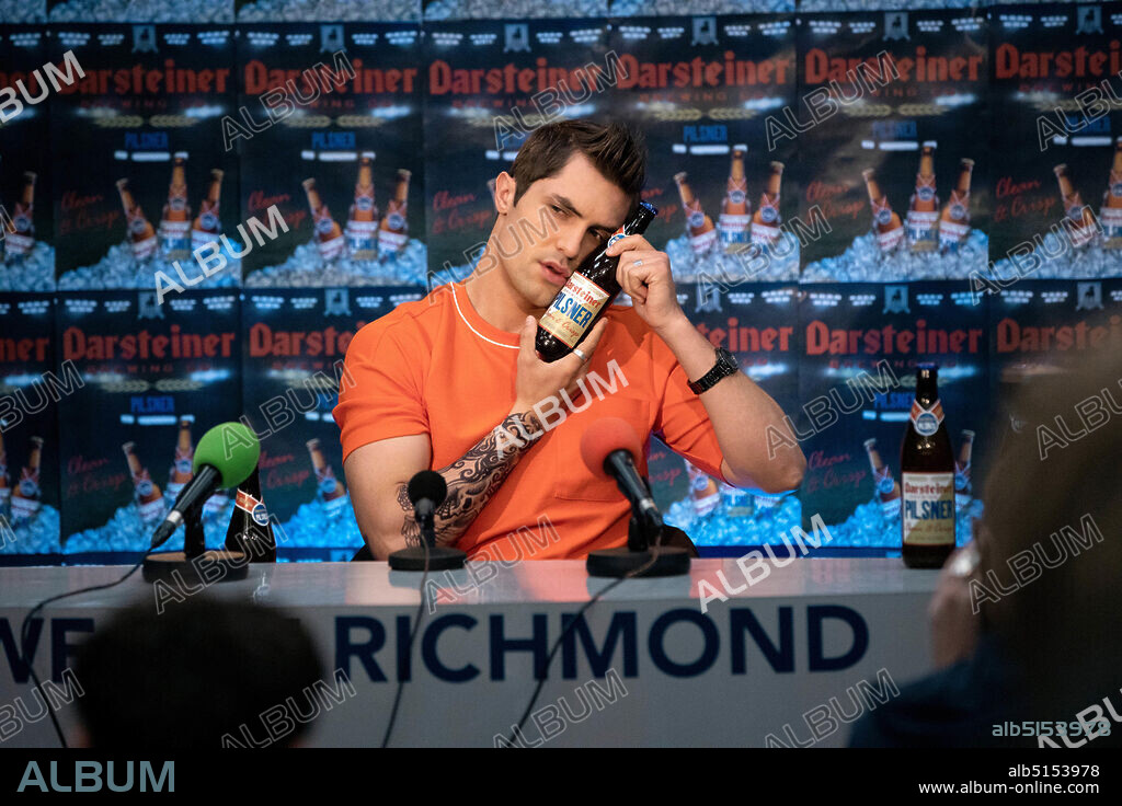 PHIL DUNSTER in TED LASSO, 2020, directed by ZACH BRAFF. Copyright UNIVERSAL TELEVISION.