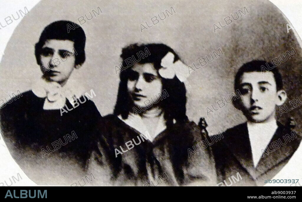 Nicolas, Pilar and Francisco Franco circa 1900.