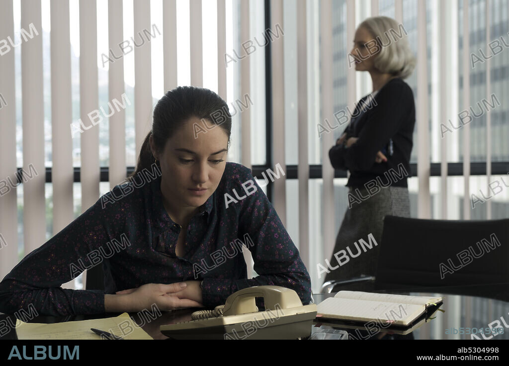 JODIE FOSTER et SHAILENE WOODLEY dans DÉSIGNÉ COUPABLE, 2021 (THE MAURITANIAN), réalisé par KEVIN MACDONALD. Copyright Wonder Street / 30WEST / BBC Films.