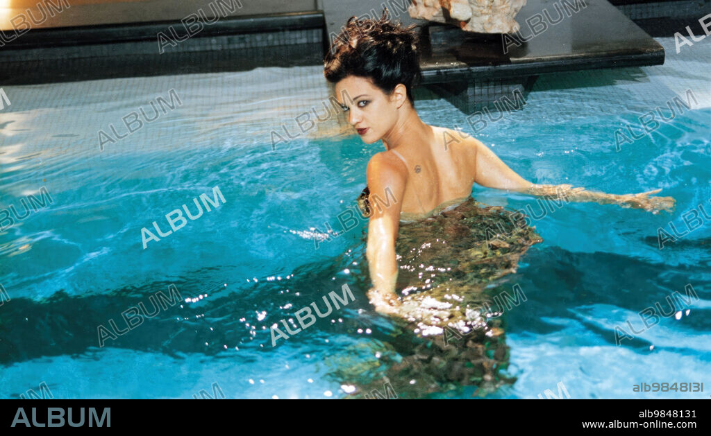 ASIA ARGENTO in SCARLET DIVA, 2000, directed by ASIA ARGENTO. Copyright Opera Film Produzione.