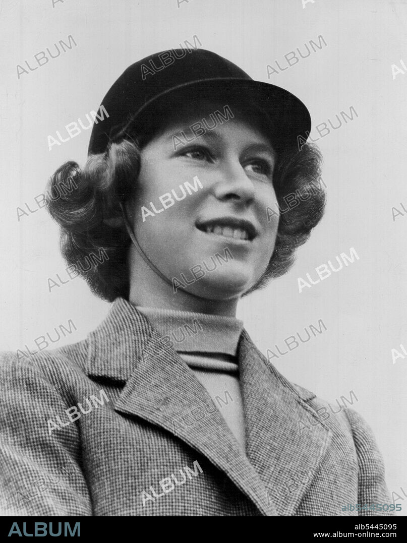 Head of Queen Elizabeth. April 01, 1940. (Photo by Camera Press Ltd.).