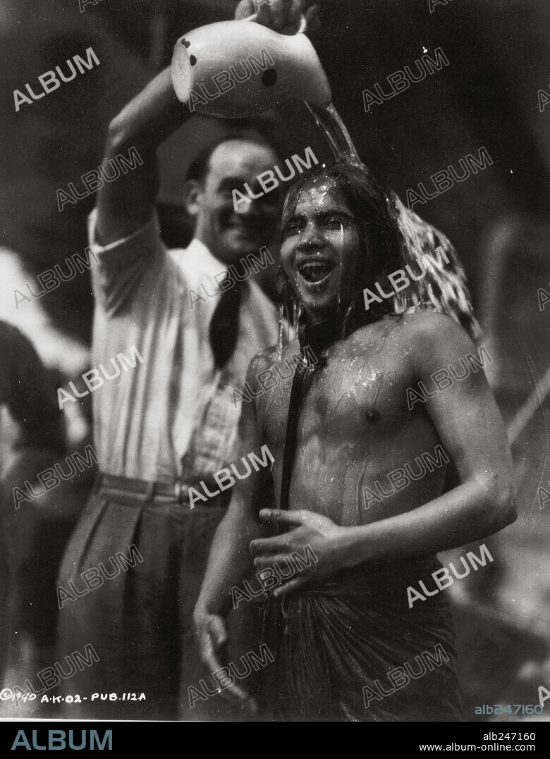 SABU in THE THIEF OF BAGDAD, 1940, directed by ALEXANDER KORDA, LUDWIG BERGER, MICHAEL POWELL, TIM WHELAN, WILLIAM CAMERON MENZIES and ZOLTAN KORDA. Copyright KORDA.