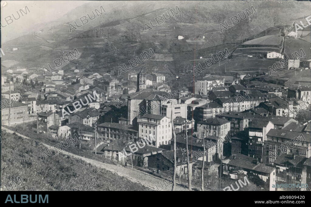 September 1931. General view of the industrious city of Eibar which, as a result of the latest government provision regarding weapons, is in an overwhelming situation.