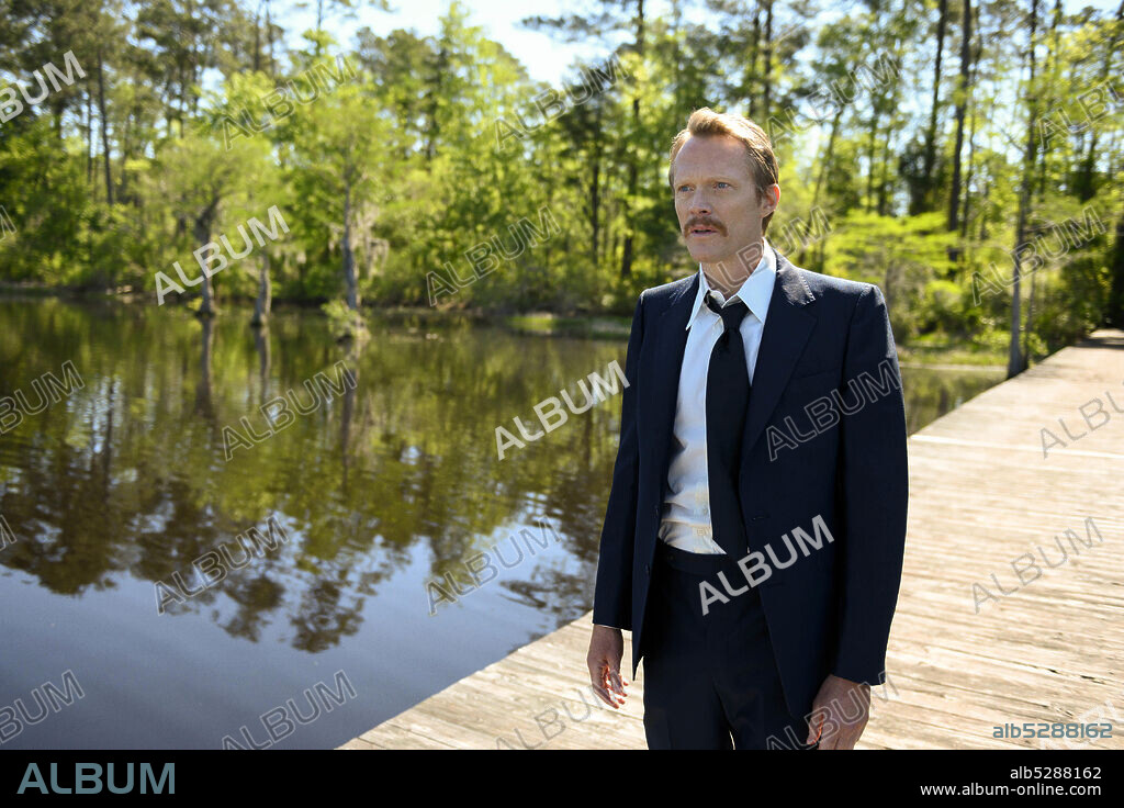 PAUL BETTANY en MI TIO FRANK, 2020 (UNCLE FRANK), dirigida por ALAN BALL. Copyright AMAZON STUDIOS.