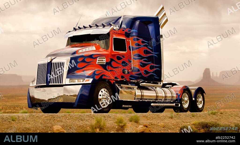TRANSFORMERS: LA ERA DE LA EXTINCION, 2014 (TRANSFORMERS: AGE OF EXTINCTION), dirigida por MICHAEL BAY. Copyright PARAMOUNT PICTURES.