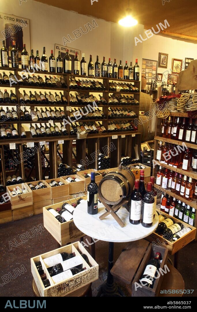 Haro; barrio de la Herradura / calle de Santo Tomás; comercio de productos riojanos / vinos.