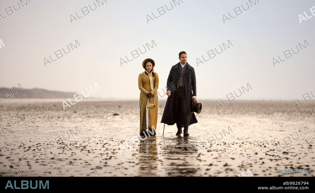 ROSE WILLIAMS y THEO JAMES en SANDITON, 2019, dirigida por CHARLES STURRIDGE y OLIVER BLACKBURN. Copyright Red Planet Pictures.