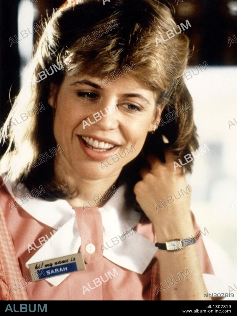 LINDA HAMILTON in THE TERMINATOR, 1984, directed by JAMES CAMERON. Copyright ORION PICTURES.