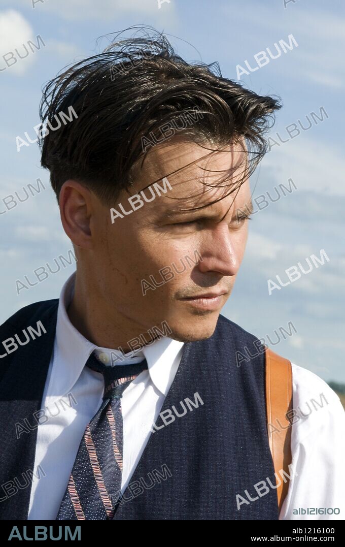 JOHNNY DEPP in PUBLIC ENEMIES, 2009, unter der Regie von MICHAEL MANN. Copyright TRIBECA PRODUCTIONS.