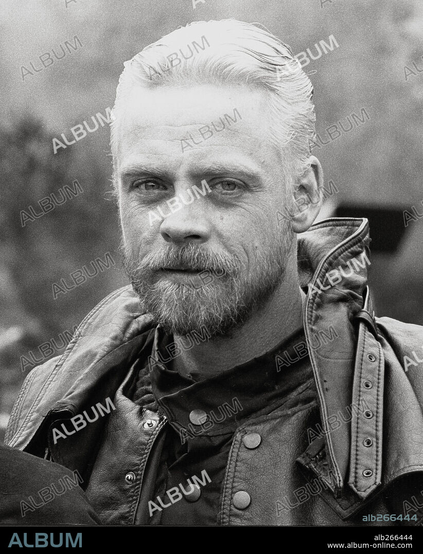 MARK HAMILL en LA FURIA DEL VIENTO, 1989 (SLIPSTREAM), dirigida por STEVEN LISBERGER. Copyright ENTERTAINMENT FILM.