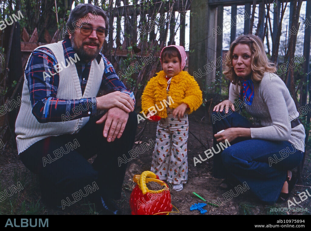 German jazz pianist Horst Jankowski with his wife Franziska Oehme and daughter Noemi at home in Radolfzell, Germany 1981.