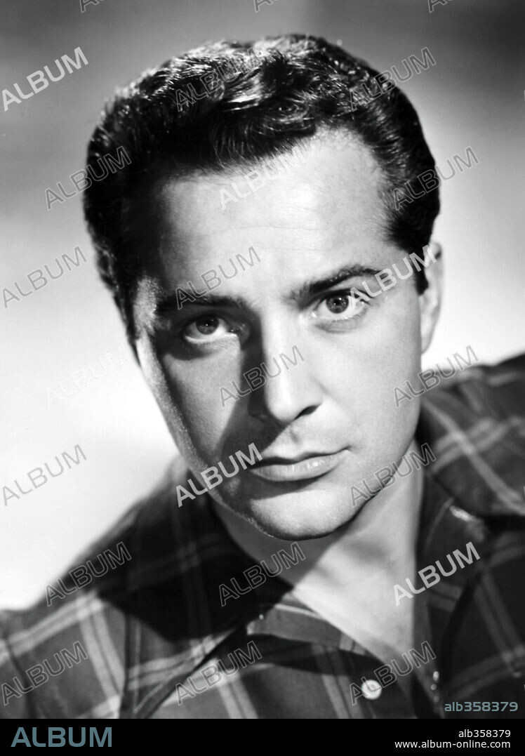 ROSSANO BRAZZI.  1953