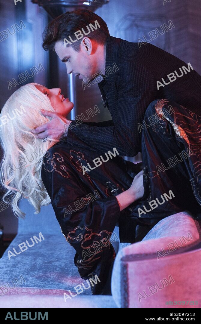 LADY GAGA y MATT BOMER en AMERICAN HORROR STORY, 2011. Copyright 20TH CENTURY FOX TV.