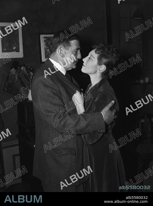 Bergner, Elisabeth Schauspielerin, Drogobytsch (Galizien) 22.8.1897-London 12.5.1986.-Mit Rudolf Forster in Berlin.-Foto, 22.3.1954.