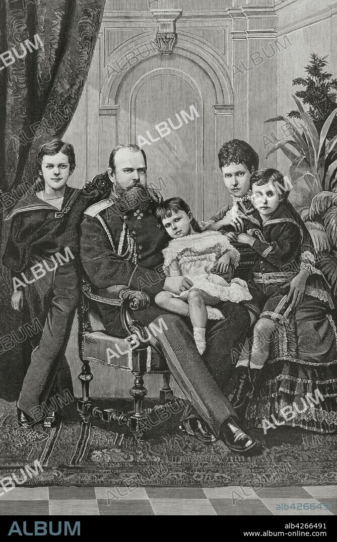 Rusia. El Zar Alejandro III de Rusia (1845-1894) junto a su esposa la Zarina María Fiódorovna Románova (Dagmar de Dinamarca) (1847-1928). De izquierda a derecha; Nicolás Aleksándrovich Románov (futuro Nicolás II), Xenia Aleksándrovna de Rusia (Gran Duquesa de Rusia) (1875-1960) y Jorge Aleksándrovich Románov (Gran Duque) (1871-1899). Grabado. La Ilustración Española y Americana,8 de abril de 1881.