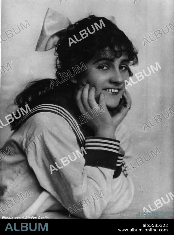 Ebinger, Blandine Schauspielerin. 4.3.1899 Berlin - 25.12.1993 ebd. Foto, um 1920 (E.Binder).