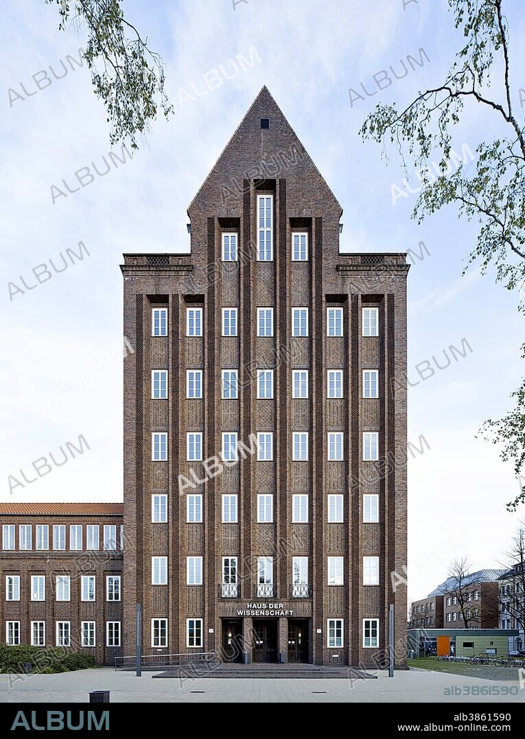 Former college of education, built in 1937, north German brick construction, now the house of science of the Technical University Carolo-Wilhelmina and natural history museum, Braunschweig, Lower Saxony, Germany, Europe.