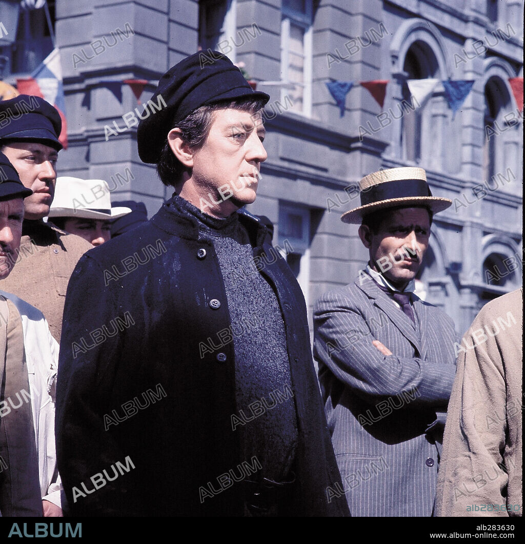 ALEC GUINNESS in DOCTOR ZHIVAGO, 1965, directed by DAVID LEAN. Copyright CARLO PONTI/MGM.
