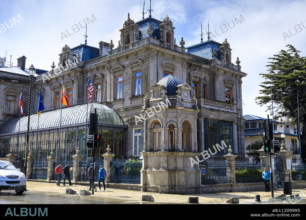 Hotel Jose Nogueira, former Palacio Sara Braun, Plaza Munoz Gamero, national monument, Punta Arenas, Chile, South America.