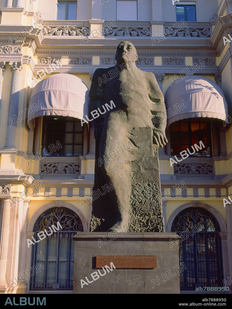 ESTATUA DE ROMULO BOSCH Y ALSINA - 1852/1923.