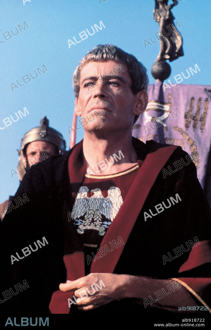 PETER O'TOOLE en LOS ANTAGONISTAS, 1981 (MASADA), dirigida por BORIS SAGAL. Copyright UNIVERSAL TV.