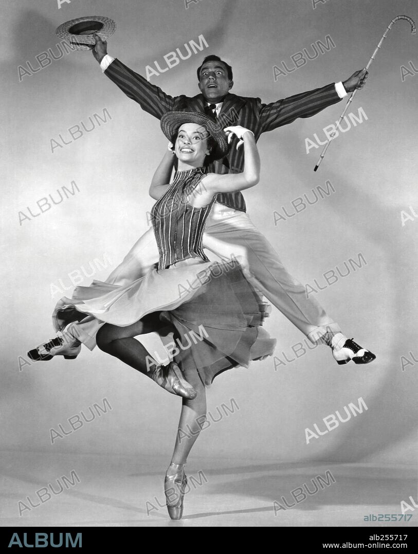 GENE KELLY y LESLIE CARON en UN AMERICANO EN PARÍS, 1951 (AN AMERICAN IN PARIS), dirigida por VINCENTE MINNELLI. Copyright M.G.M.