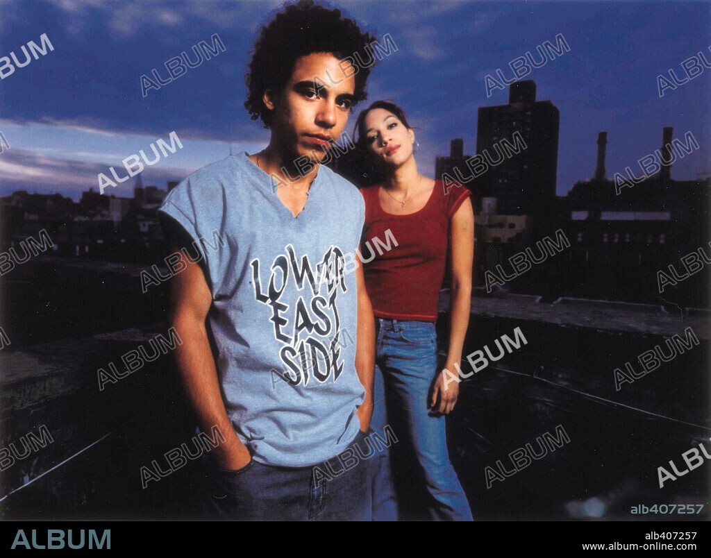 JUDY MARTE and VICTOR RASUK in RAISING VICTOR VARGAS, 2002, directed by PETER SOLLETT.