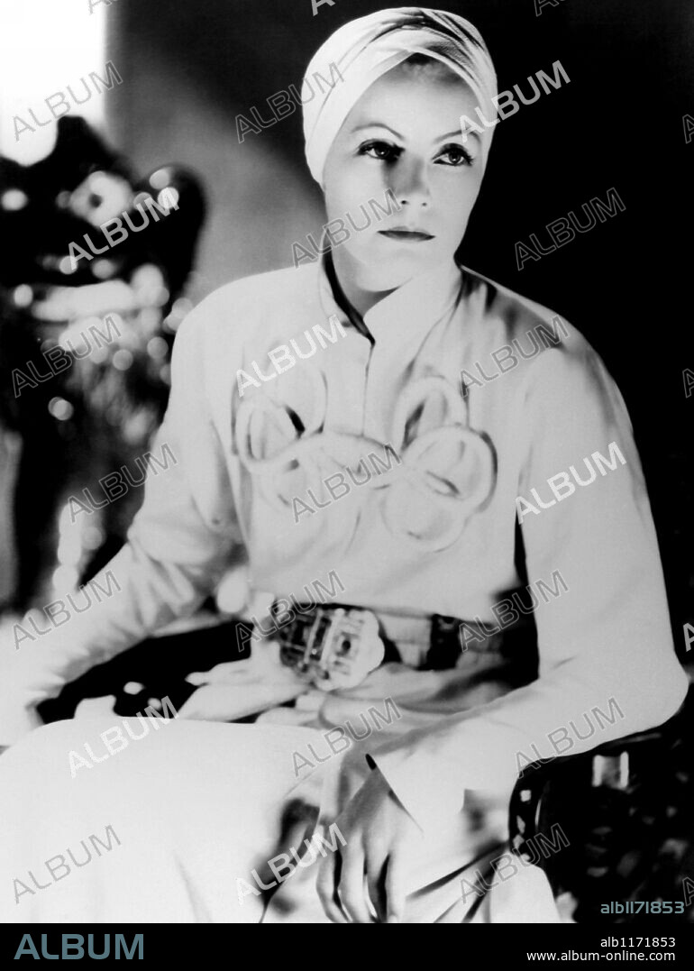GRETA GARBO en EL VELO PINTADO, 1934 (THE PAINTED VEIL), dirigida por RICHARD BOLESLAWSKI. Copyright M.G.M.