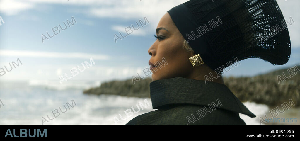 ANGELA BASSETT en BLACK PANTHER: WAKANDA FOREVER, 2022, dirigida por RYAN COOGLER. Copyright MARVEL STUDIOS/WALT DISNEY PICTURES.