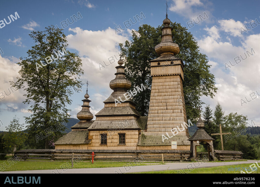 Saint Paraskewa Orthodox Church, Kwiaton. XVII century. UNESCO World Heritage Site, Carpathian Mountains, Lesser Poland Voivodeship, Poland.