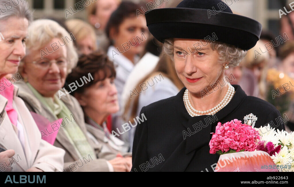 HELEN MIRREN en QUEEN, THE [LA REINA], 2006 (THE QUEEN), dirigida por STEPHEN FREARS. Copyright BIM DISTRIBUZIONE/CANAL+/FRANCE 3 CINEMA.